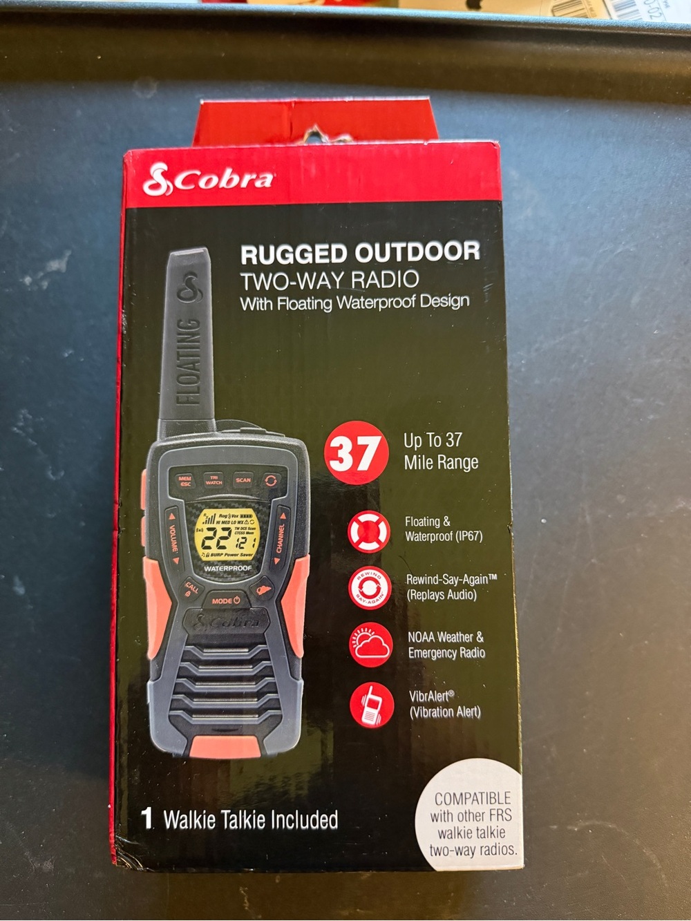 New Cobra Rugged Outdoor Two-Way Radio Floating Waterproof Walkie Talkie 37 mile
